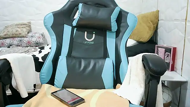 Mendoza Amaranata online show from 02-11-25, 03:51