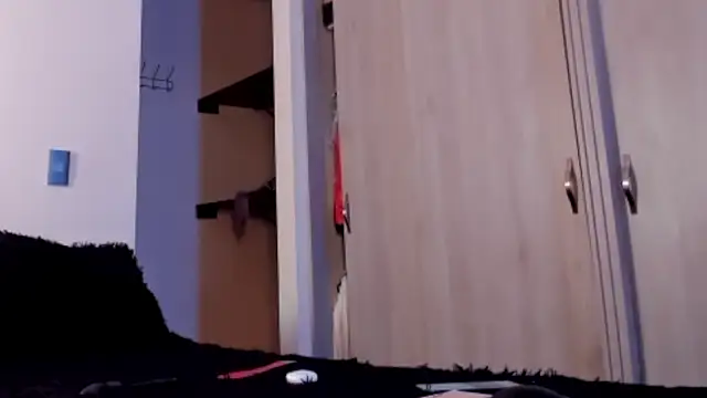 Nina Fuentes online show from 03-05-25, 08:10