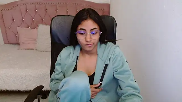 shaneelle online show from 01-24-25, 06:14