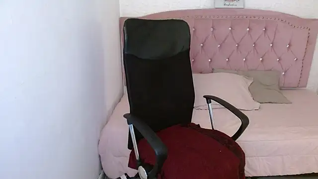 shaneelle online show from 02-21-25, 06:18