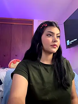 Snapshot of SusyAlvarez chatting on 10-08-25, 10:51 SusyAlvarez online show from 10-08-25, 10:51