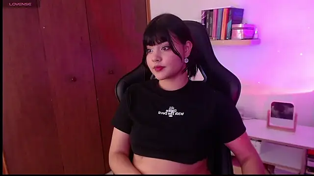 Snapshot of SusyAlvarez chatting on 11-27-25, 09:17 SusyAlvarez online show from 11-27-25, 09:17