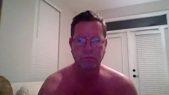 Goldenbear3111 online show from 04-16-26, 03:40