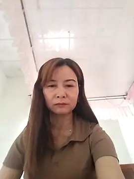 Snapshot of Sexy-ladyboobs20 chatting on 12-26-24, 08:39 Sexy-ladyboobs20 online show from 12-26-24, 08:39