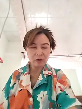 Snapshot of Sexy-ladyboobs20 chatting on 12-27-24, 08:02 Sexy-ladyboobs20 online show from 12-27-24, 08:02