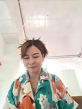 Snapshot of Sexy-ladyboobs20 chatting on 12-28-24, 04:51 Sexy-ladyboobs20 online show from 12-28-24, 04:51