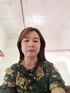 Snapshot of Sexy-ladyboobs20 chatting on 12-30-24, 05:26 Sexy-ladyboobs20 online show from 12-30-24, 05:26