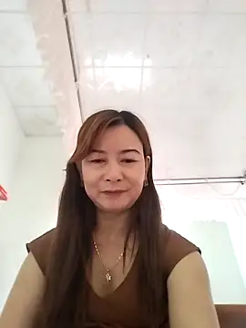 Snapshot of Sexy-ladyboobs20 chatting on 12-31-24, 01:47 Sexy-ladyboobs20 online show from 12-31-24, 01:47