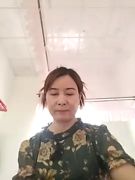 Snapshot of Sexy-ladyboobs20 chatting on 01-05-25, 05:20 Sexy-ladyboobs20 online show from 01-05-25, 05:20