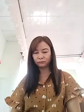 Snapshot of Sexy-ladyboobs20 chatting on 01-09-25, 08:24 Sexy-ladyboobs20 online show from 01-09-25, 08:24