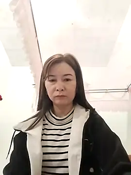 Snapshot of Sexy-ladyboobs20 chatting on 01-12-25, 11:15 Sexy-ladyboobs20 online show from 01-12-25, 11:15