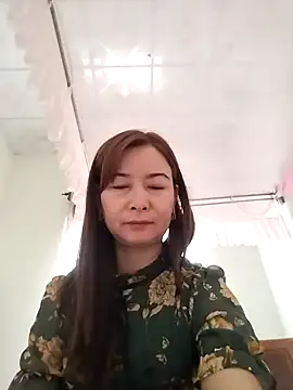 Snapshot of Sexy-ladyboobs20 chatting on 01-14-25, 09:35 Sexy-ladyboobs20 online show from 01-14-25, 09:35