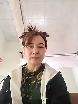 Snapshot of Sexy-ladyboobs20 chatting on 01-20-25, 01:50 Sexy-ladyboobs20 online show from 01-20-25, 01:50