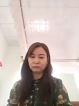 Snapshot of Sexy-ladyboobs20 chatting on 01-20-25, 05:15 Sexy-ladyboobs20 online show from 01-20-25, 05:15