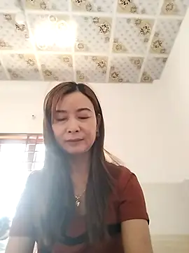 Snapshot of Sexy-ladyboobs20 chatting on 03-15-25, 05:08 Sexy-ladyboobs20 online show from 03-15-25, 05:08