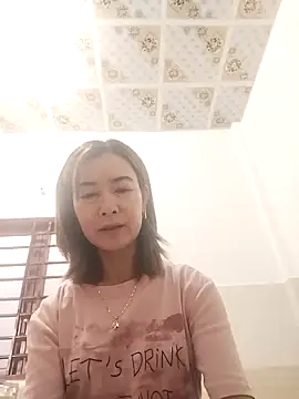 Snapshot of Sexy-ladyboobs20 chatting on 09-21-25, 01:07 Sexy-ladyboobs20 online show from 09-21-25, 01:07