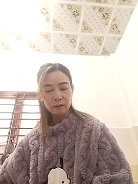 Sexy-ladyboobs20 online show from 12-19-25, 01:34