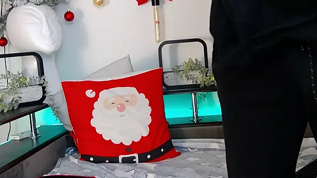 Snapshot of CarterCole chatting on 12-24-24, 03:47 CarterCole online show from 12-24-24, 03:47