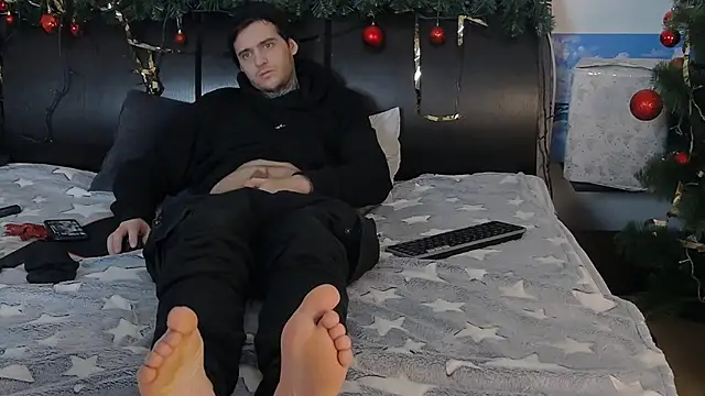 Snapshot of CarterCole chatting on 12-27-24, 11:06 CarterCole online show from 12-27-24, 11:06