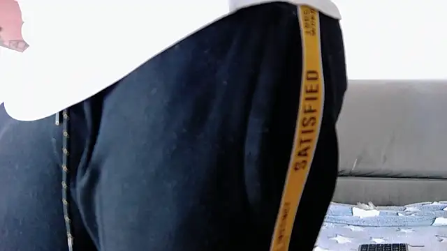 Snapshot of CarterCole chatting on 02-23-25, 10:39 CarterCole online show from 02-23-25, 10:39