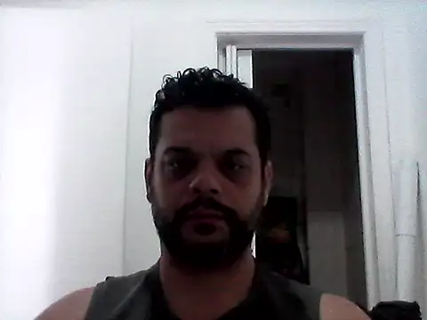 Snapshot of HornyBeachBoyBR chatting on 03-09-26, 12:42 HornyBeachBoyBR online show from 03-09-26, 12:42