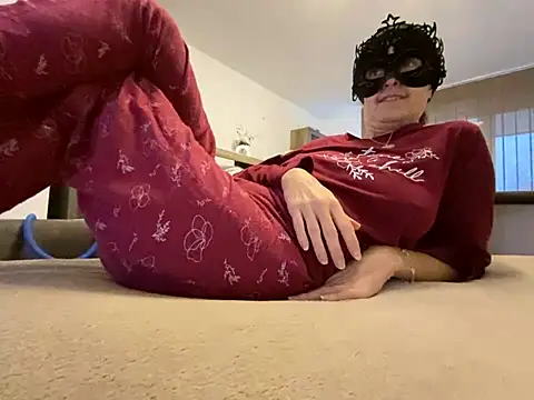 Marilou1983 online show from 01-16-25, 07:49