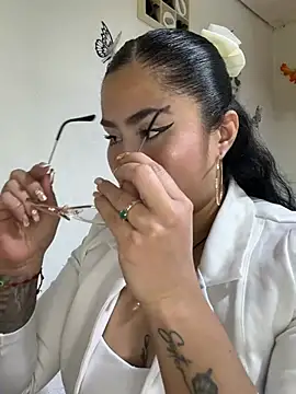 Sweet  Nurse1 online show from 04-17-26, 07:28