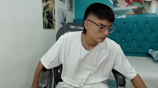 Noha scott online show from 12-30-24, 10:55