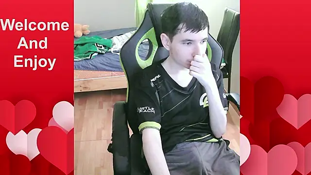 Twink martinboy online show from 03-04-26, 08:48