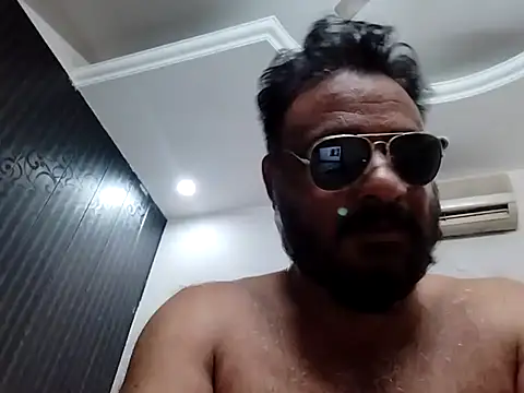 Snapshot of EthicalNight8 chatting on 12-13-25, 07:53 EthicalNight8 online show from 12-13-25, 07:53