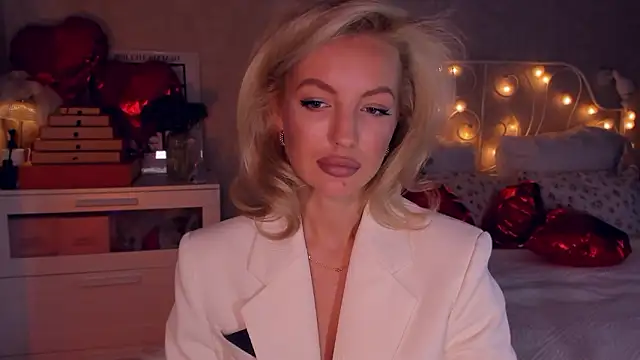 aestetick online show from 02-21-26, 10:49