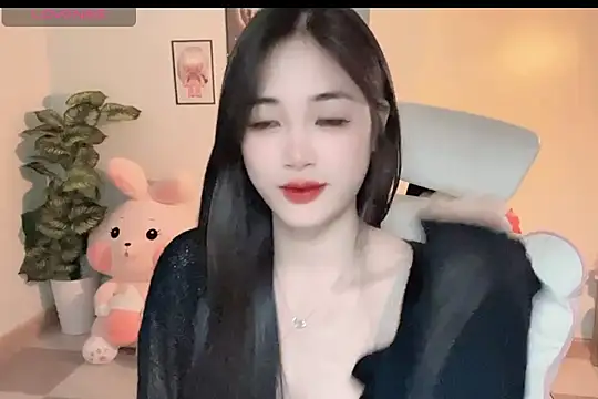  Aimy  online show from 11-18-25, 05:28