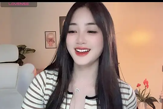  Aimy  online show from 11-24-25, 06:29