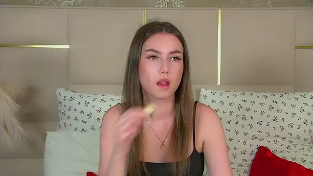 Snapshot of AliceMoreno chatting on 09-09-25, 05:12 AliceMoreno online show from 09-09-25, 05:12