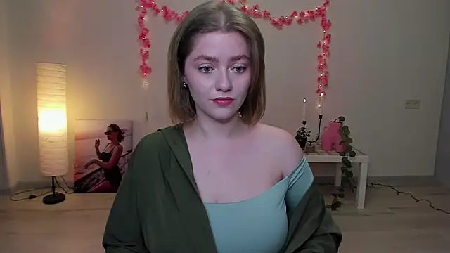 Snapshot of AidaPerry chatting on 01-15-25, 02:56 AidaPerry online show from 01-15-25, 02:56