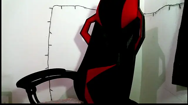 Snapshot of catalina_colombia chatting on 03-14-25, 06:50 catalina colombia online show from 03-14-25, 06:50