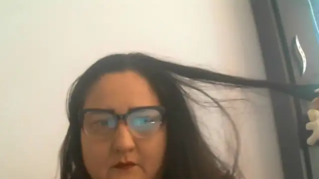 Snapshot of nanita1545 chatting on 12-16-25, 08:47 nanita1545 online show from 12-16-25, 08:47