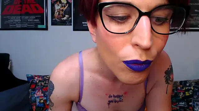 Snapshot of RyffBurnz chatting on 12-26-24, 01:18 RyffBurnz online show from 12-26-24, 01:18