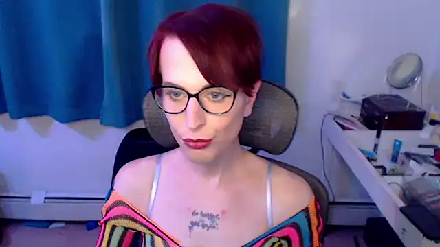 Snapshot of RyffBurnz chatting on 01-11-25, 11:13 RyffBurnz online show from 01-11-25, 11:13