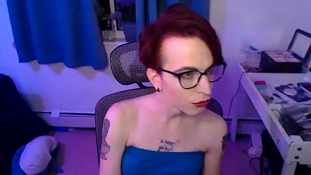 Snapshot of RyffBurnz chatting on 01-17-25, 01:36 RyffBurnz online show from 01-17-25, 01:36