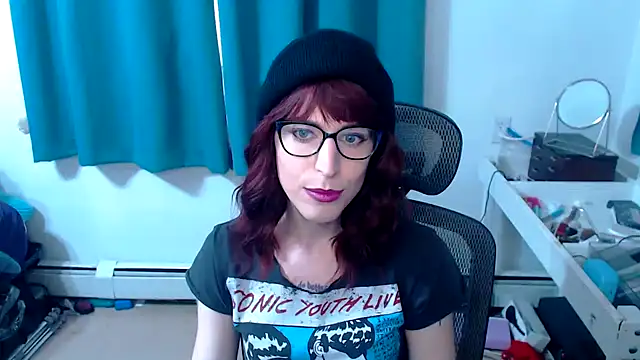 Snapshot of RyffBurnz chatting on 01-25-25, 08:42 RyffBurnz online show from 01-25-25, 08:42