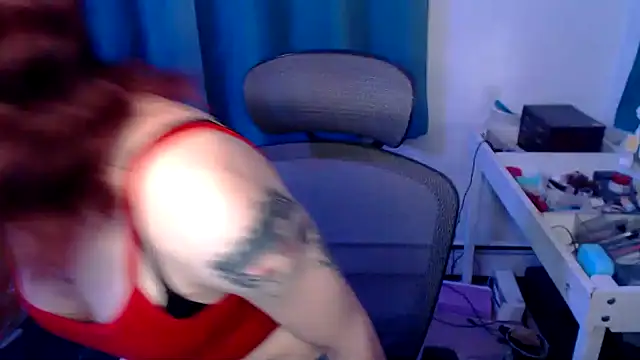 Snapshot of RyffBurnz chatting on 01-31-25, 12:17 RyffBurnz online show from 01-31-25, 12:17