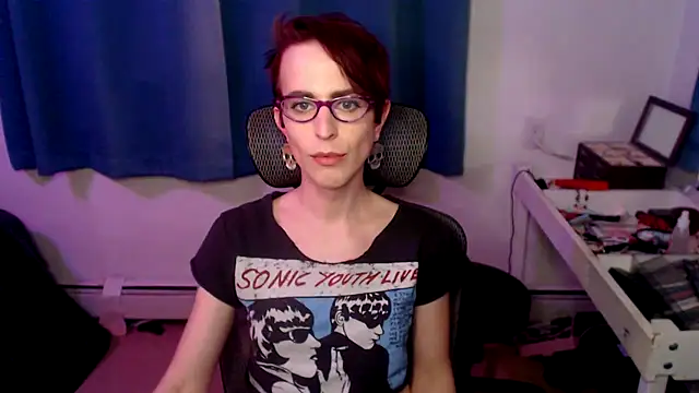 Snapshot of RyffBurnz chatting on 03-05-25, 12:49 RyffBurnz online show from 03-05-25, 12:49