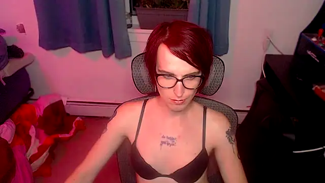 Snapshot of RyffBurnz chatting on 09-24-25, 12:47 RyffBurnz online show from 09-24-25, 12:47