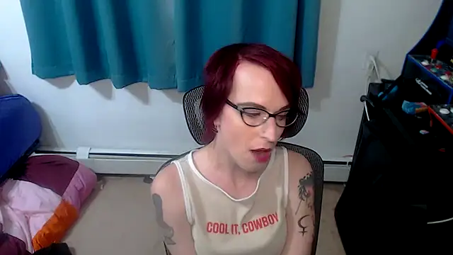 Snapshot of RyffBurnz chatting on 10-07-25, 06:49 RyffBurnz online show from 10-07-25, 06:49