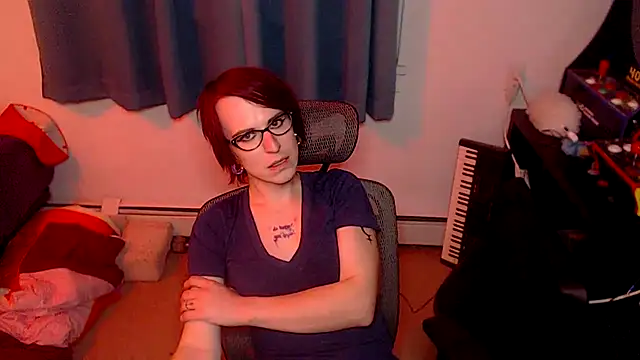 Snapshot of RyffBurnz chatting on 10-18-25, 02:25 RyffBurnz online show from 10-18-25, 02:25