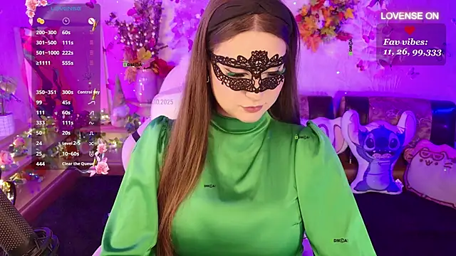 Miss SweetPeach online show from 10-18-25, 05:25