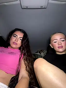 PrincessMegUK online show from 11-28-25, 10:45