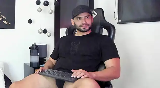 Dereck vega online show from 12-12-24, 09:37