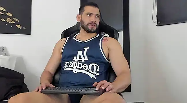 Dereck vega online show from 01-30-25, 06:54